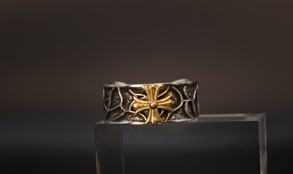Glow cross ring