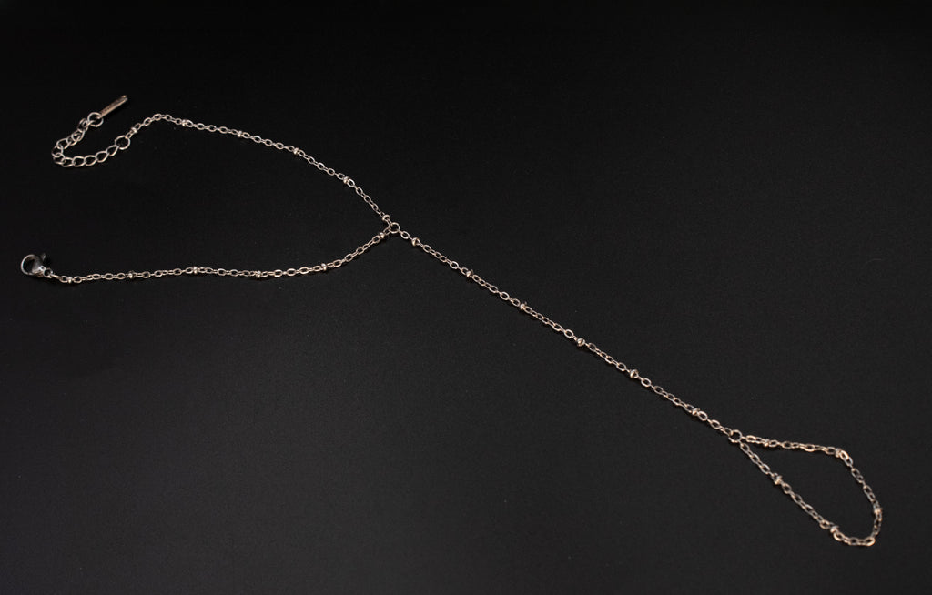 Soft orbit hand chain