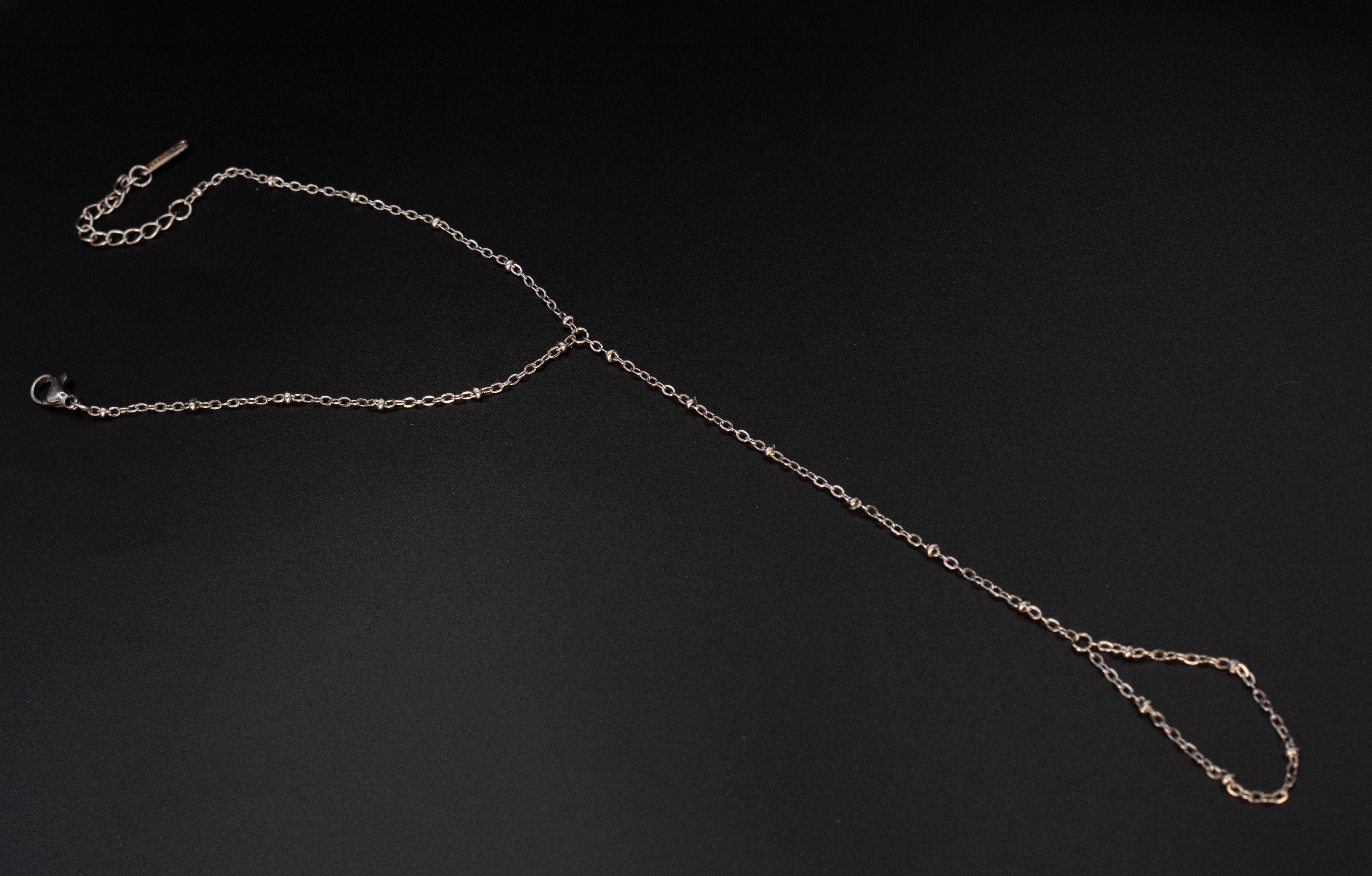 Soft orbit hand chain