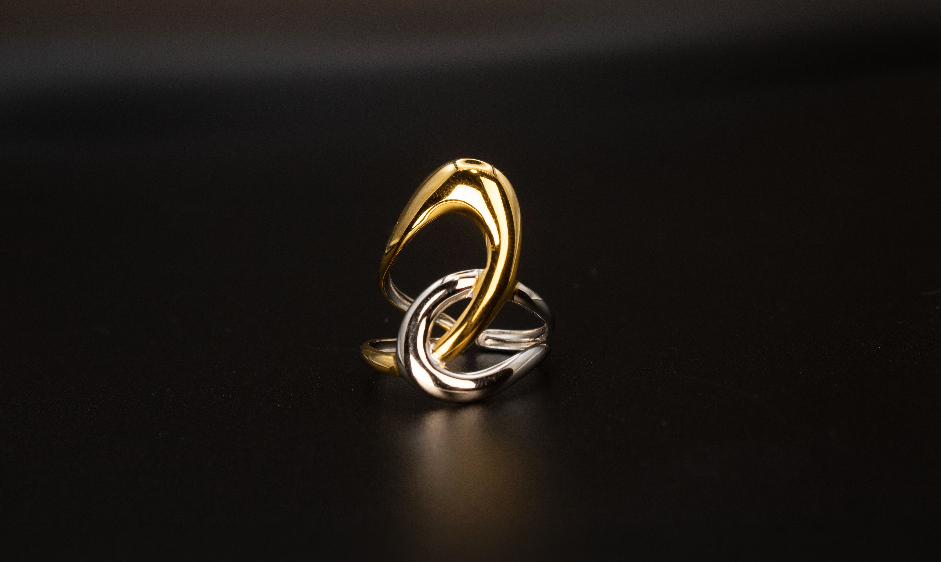 Unity ring
