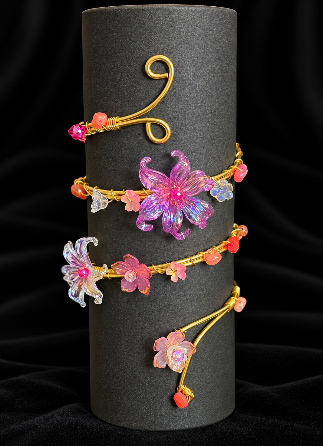 Jardin de Antilia Arm Cuff