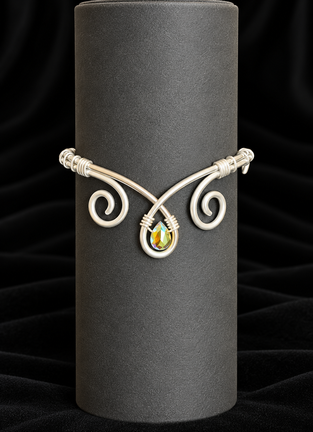 Serena arm cuff
