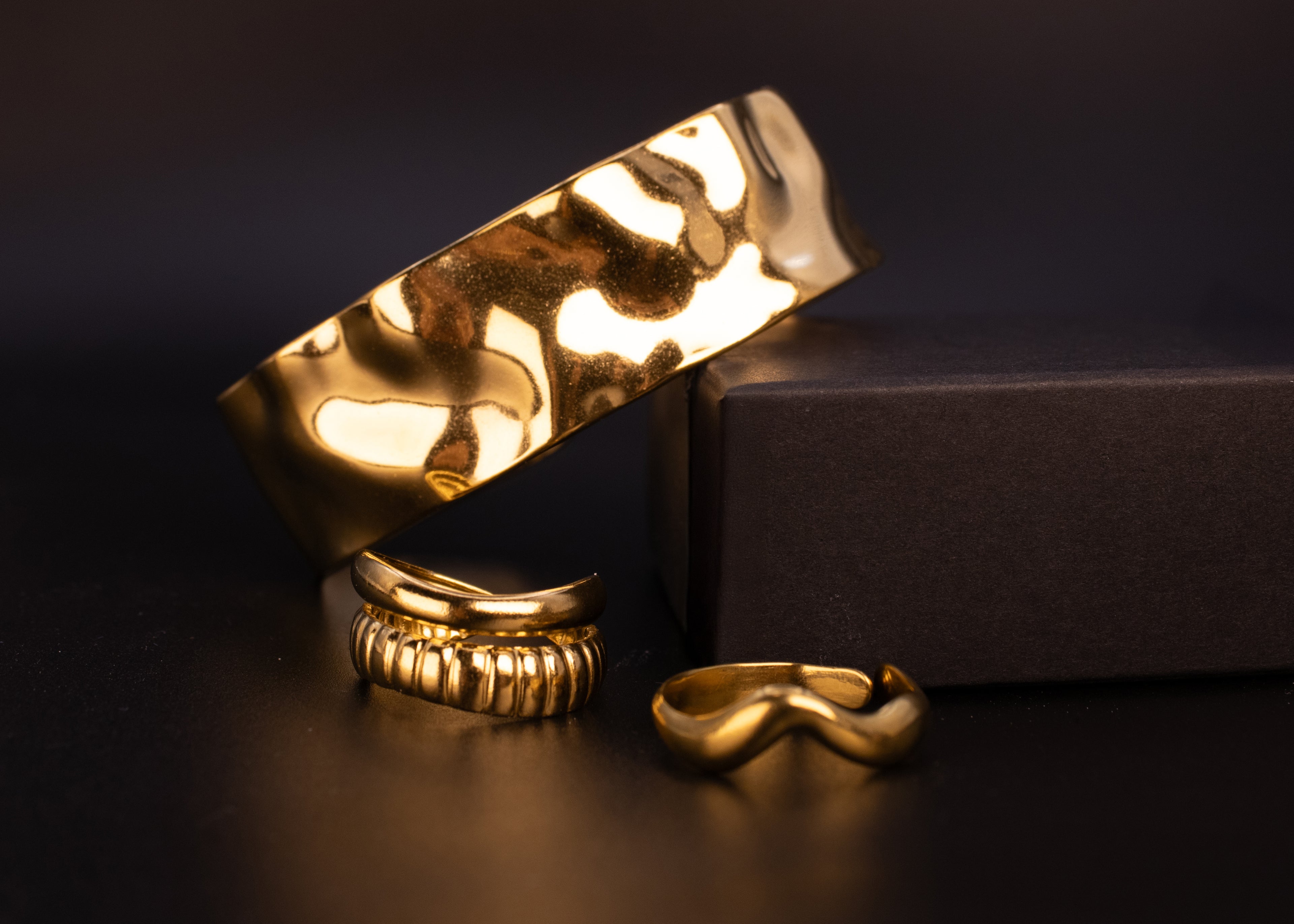 Molten Aurora Curves